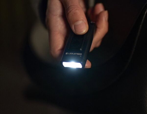 LEDLENSER K6R Safety Alarmlı Gri Şarjlı Cep Feneri (502580)