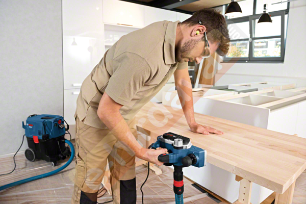 Bosch Profesyonel Seri Bosch Professional GHO 26-82 D Planya