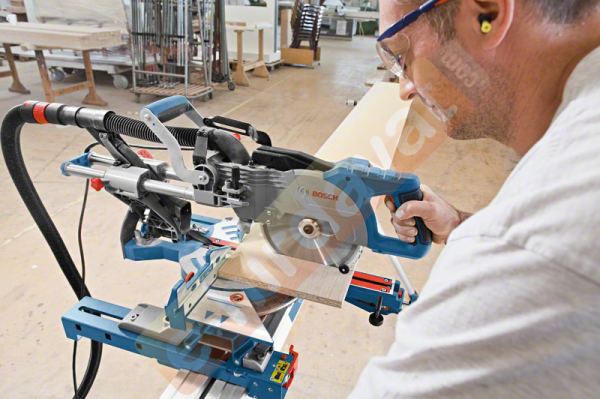 Bosch Profesyonel Seri Bosch Professional GCM 8 SJL Gönye Kesme Makinesi
