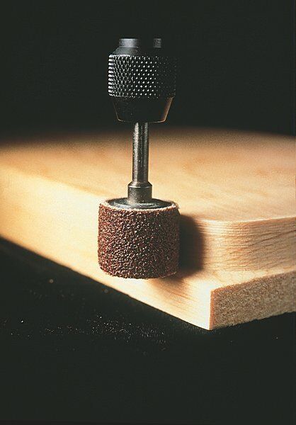 Dremel  60 Kum Zımpara + 13mm Göbek 407 /  2615040732