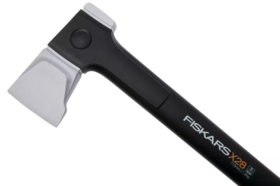 FISKARS X28 Yarma Baltası 71 cm (1069107)
