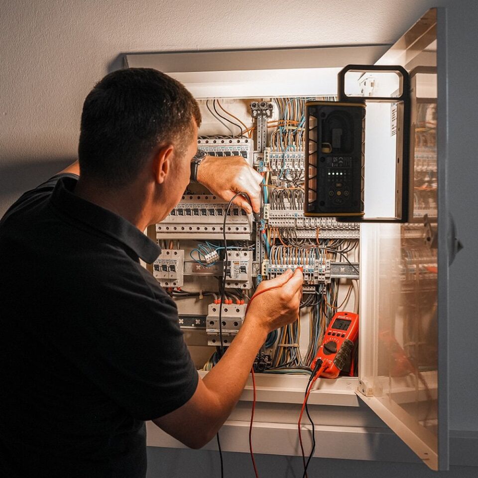 LEDLENSER AF4R Work Projektör Fener (502910)