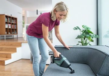 Bosch UniversalVac 18 (Baretool)