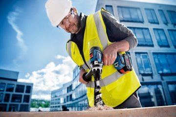 Bosch Profesyonel Seri Bosch Professional GSR 18V-150 C (Solo)  Akülü Delme/Vidalama Makinesi