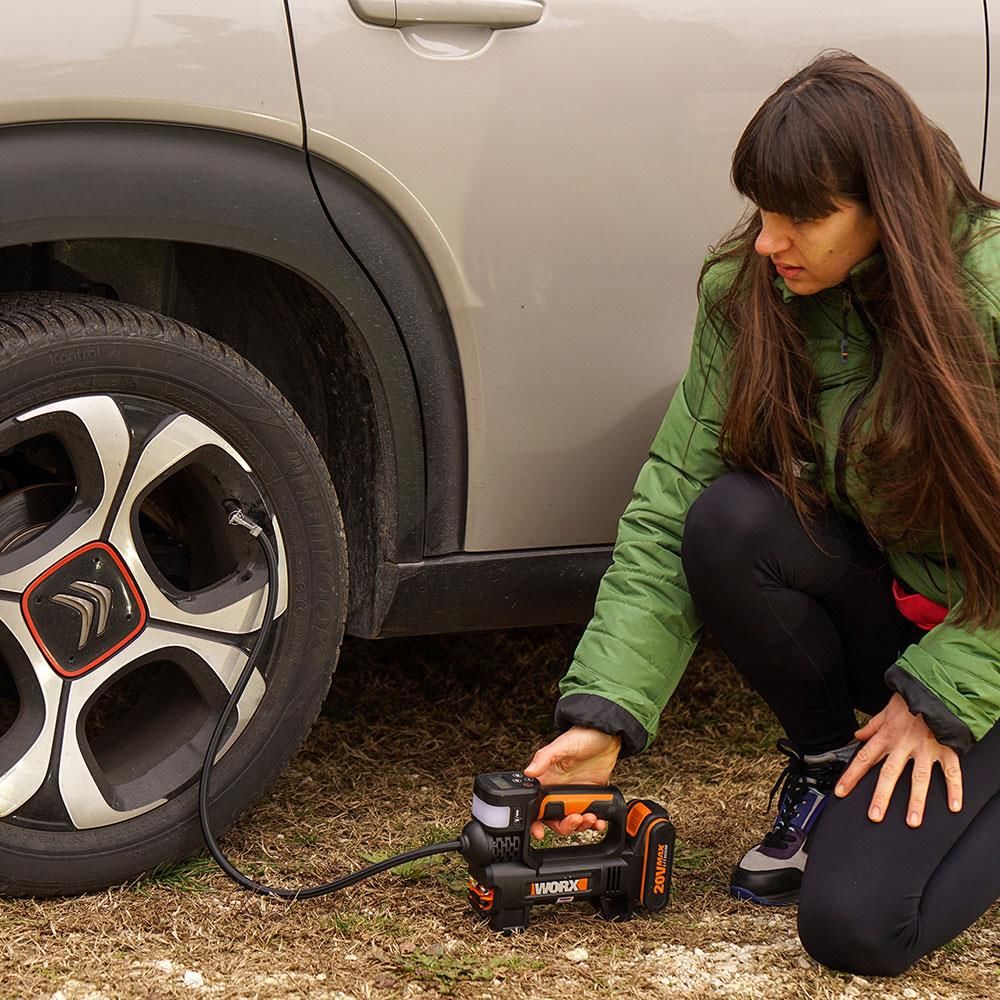 WORX WX092.9 20Volt 150 PSI Ayarlanabilir Dijital Basınç Göstergeli