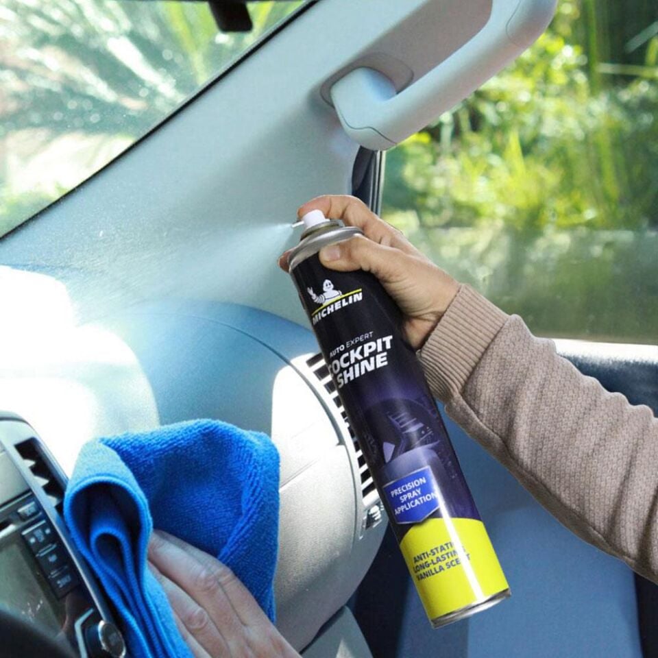Michelin MC34341 750ml Torpido ve Kokpit Parlatma ve Bakım Spreyi Vanilya Aromalı