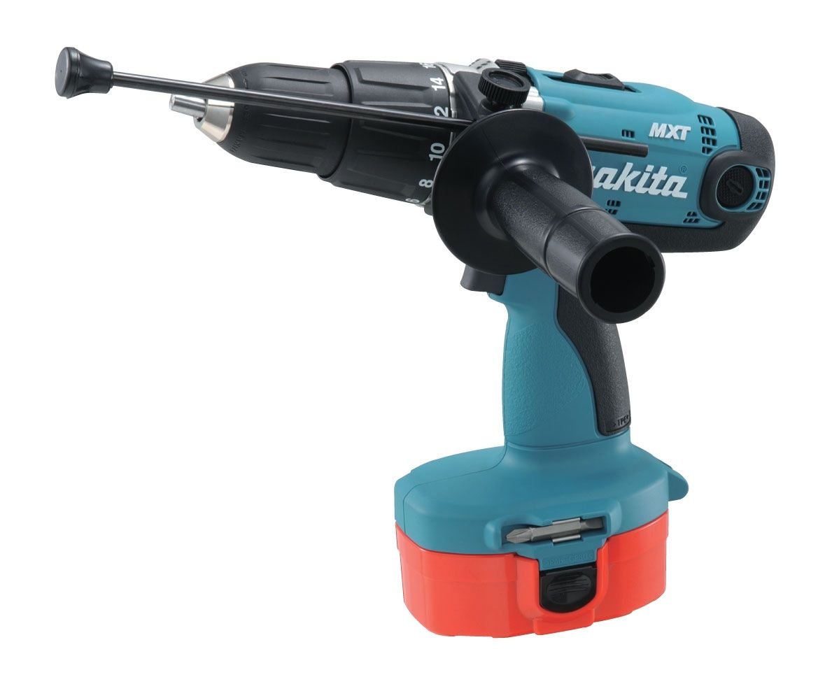 Makita 8444DWAE Darbeli Akülü Matkap Vidalama