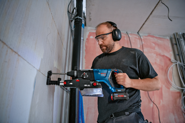 Bosch Profesyonel Seri Bosch Professional GBH 18V-28 DC Kırıcı Delici