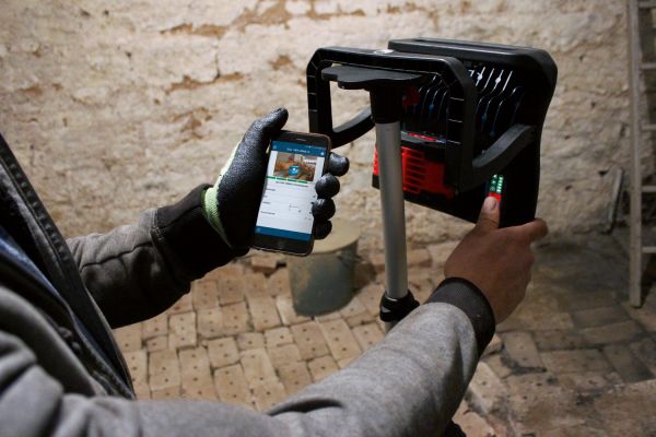 Bosch Profesyonel Seri Bosch Professional GLI 18V-4000 C Akülü El Feneri