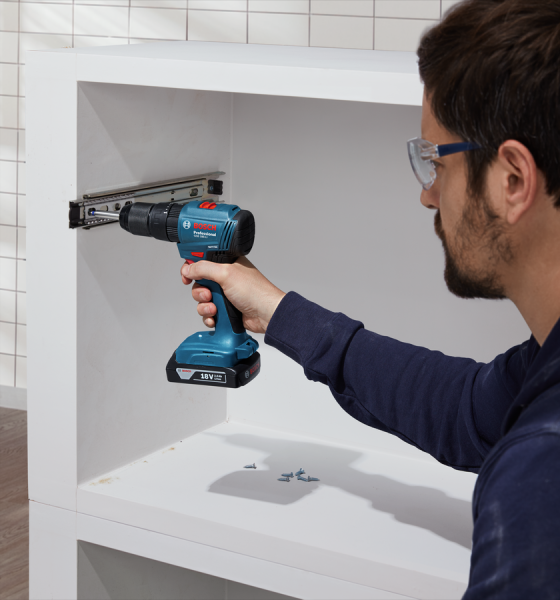 Bosch Profesyonel Seri Bosch Professional GSB 185 LI Akülü Darbeli Delme Vidalama Mak.2 x 2.0 Ah; Case