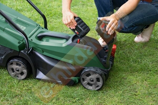 Bosch CityMower 18V-32-300 Akülü Çim Biçme Makinesi