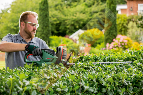 Bosch UniversalHedgeCut 60 Çit Kesme Makinesi