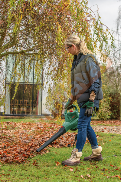 Bosch Universal GardenTidy 3000 Yaprak Toplama-Üfleme Makinesi