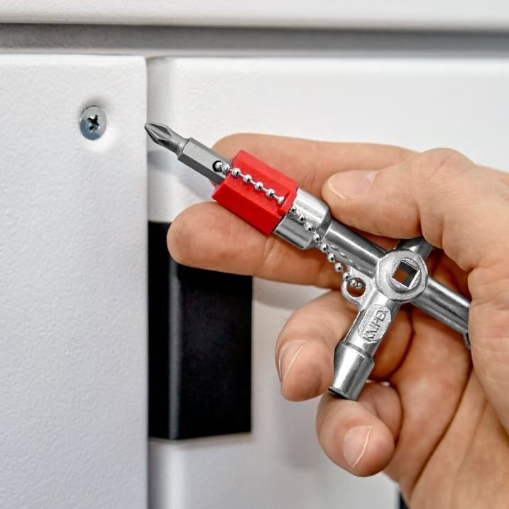 KNIPEX Çok Fonksiyonlu Kumanda Dolap - Pano Anahtarı (001103)