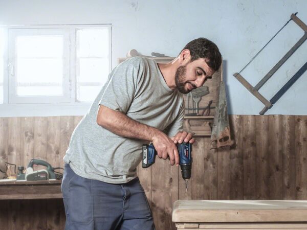Bosch Profesyonel Seri Bosch Professional GSR 180-LI Akülü Delme Vidalama Makinesi