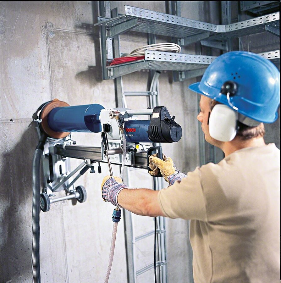 Bosch - Best Serisi Beton İçin 1 1/4'' UNC Girişli Elmas Sulu Karot Ucu 122 mm