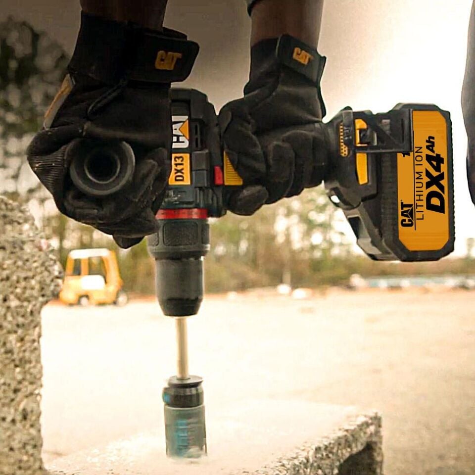 CAT DX13.1 18Volt/4.0Ah Li-ion 80Nm. Çift Akülü Kömürsüz Profesyonel Şarjlı Darbeli Matkap