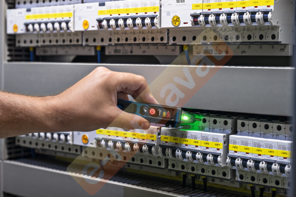 Bosch GVD 1000-17 Temassız Voltaj Test Cihazı