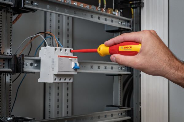 Bosch Profesyonel Seri Bosch Profesyonel VDE Torx Tornavida Seti 7 Parça
